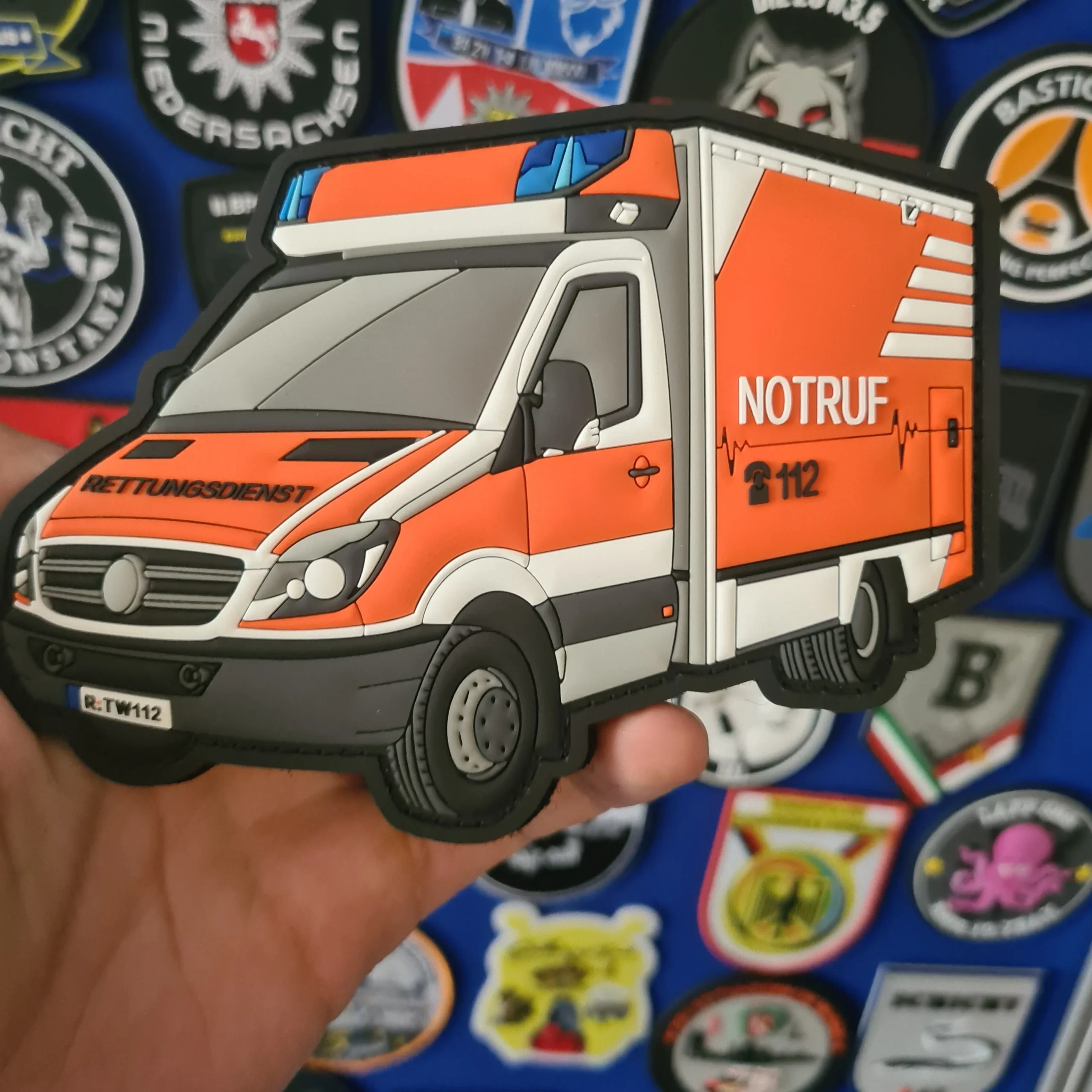 Rettungswagen XL Rubber Patch – Bild 4
